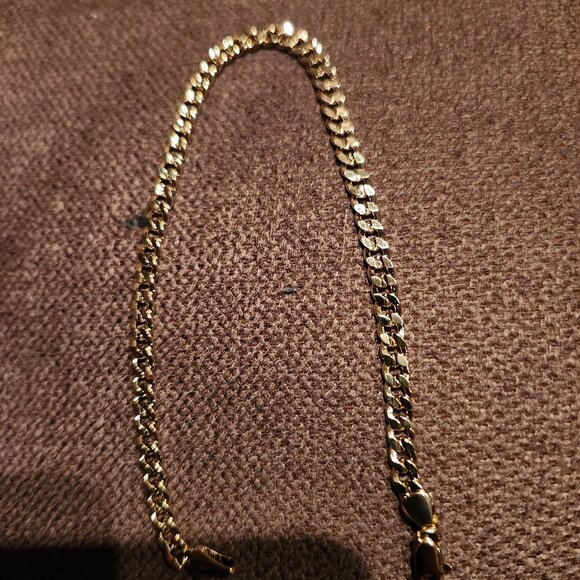 14K Solid gold plated bracelet. - Picture 1 of 3